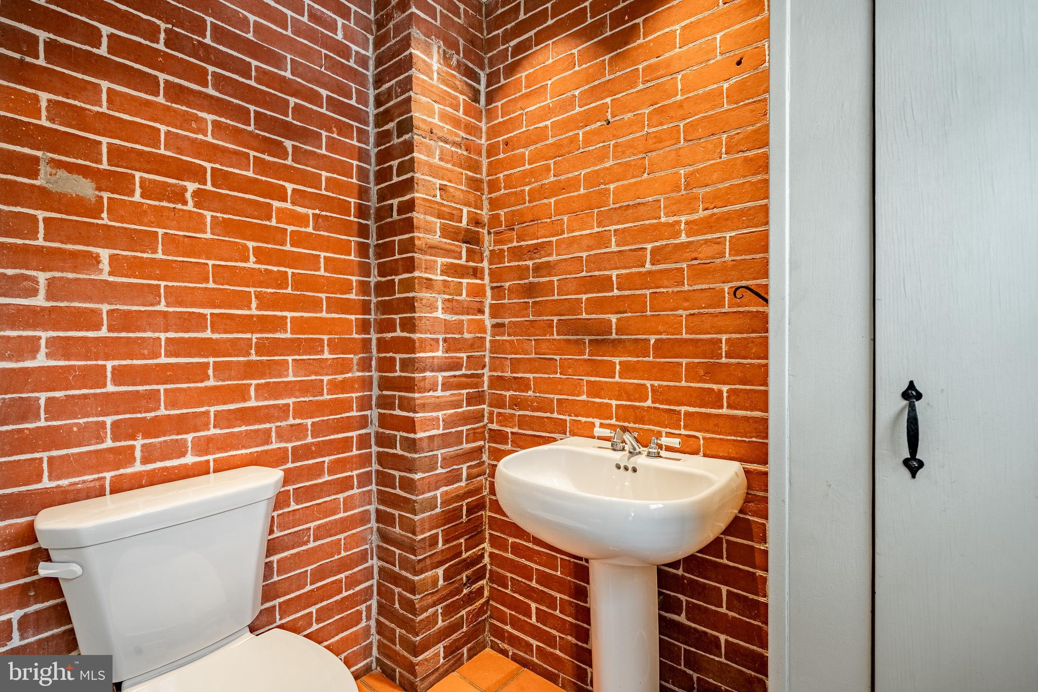 8136 Jeanes Street Philadelphia, PA 19111 - Photo 10 of 28