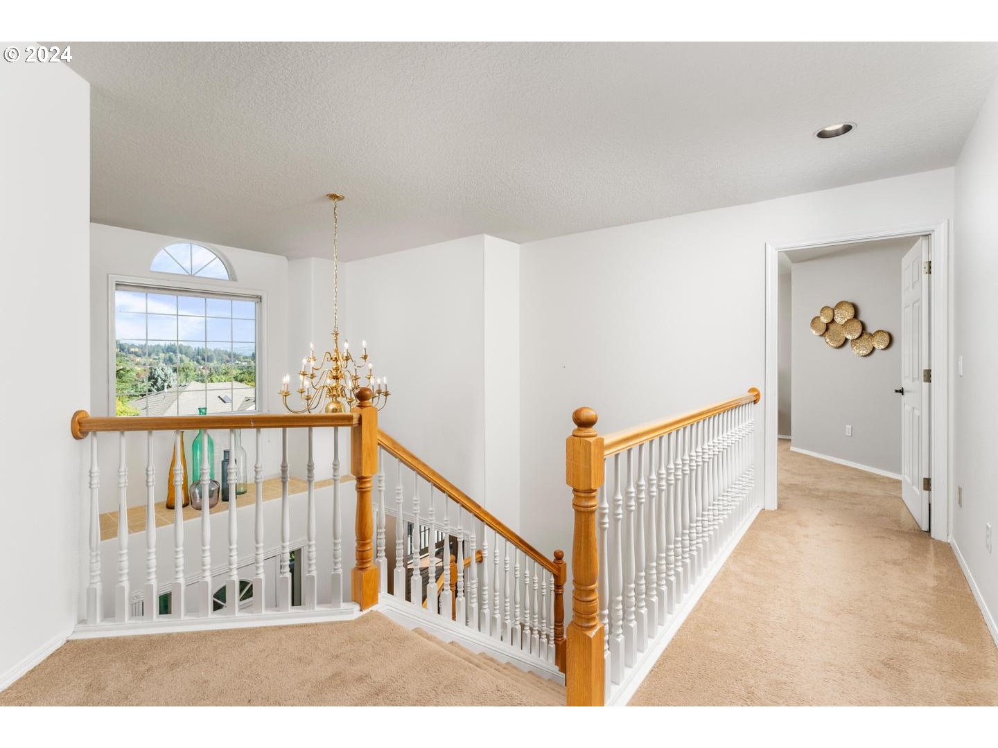16640 Southwest Whitetail Lane Beaverton, OR 97007 - Photo 24 of 48 Hallway