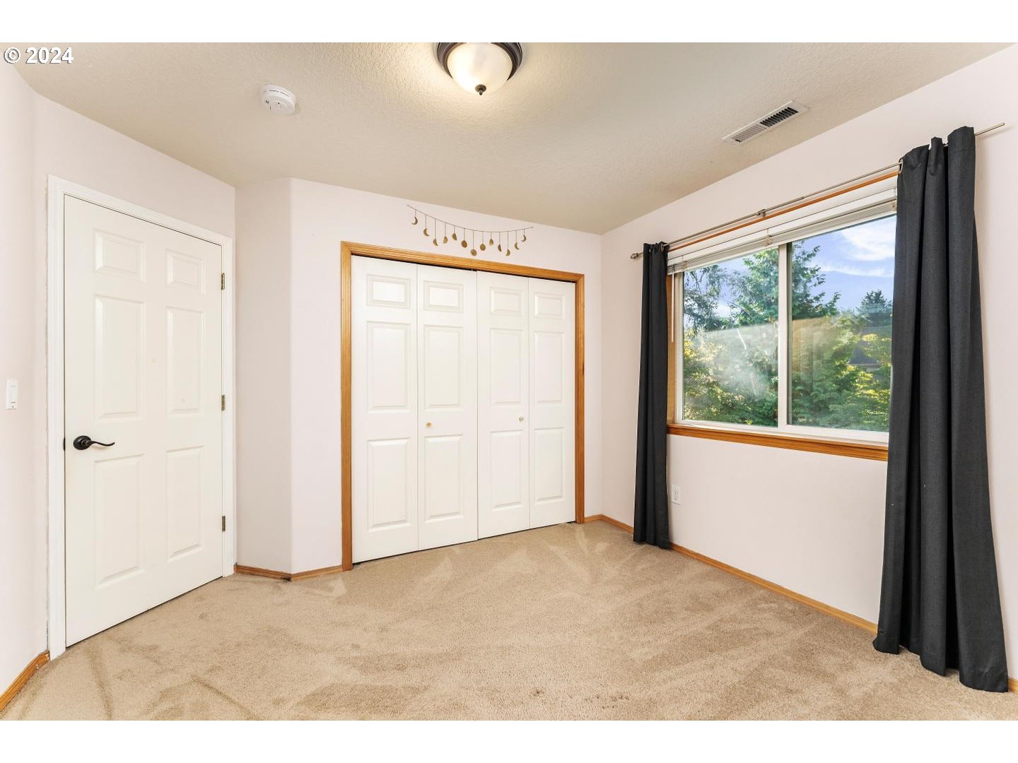 16640 Southwest Whitetail Lane Beaverton, OR 97007 - Photo 35 of 48 Bedroom
