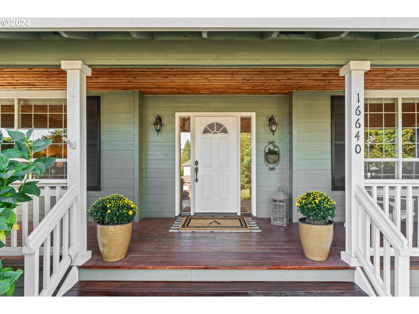 16640 Southwest Whitetail Lane Beaverton, OR 97007 - Photo 5 of 48 Porch