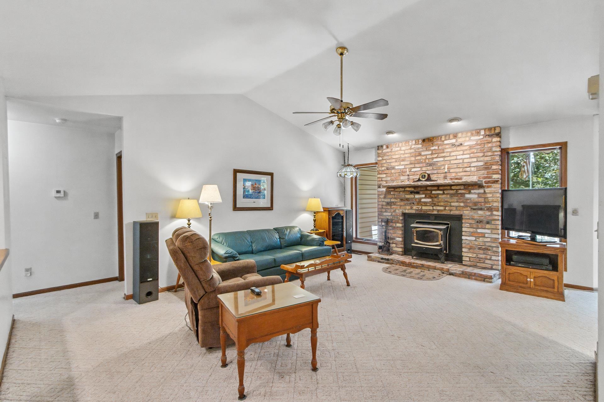 S3660 North Bent Tree Drive Baraboo, WI 53913 - Photo 6 of 70
