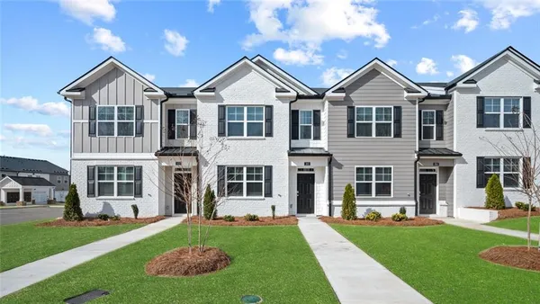 $323,785 | 404 Reflection Drive, Stockbridge, GA 30281