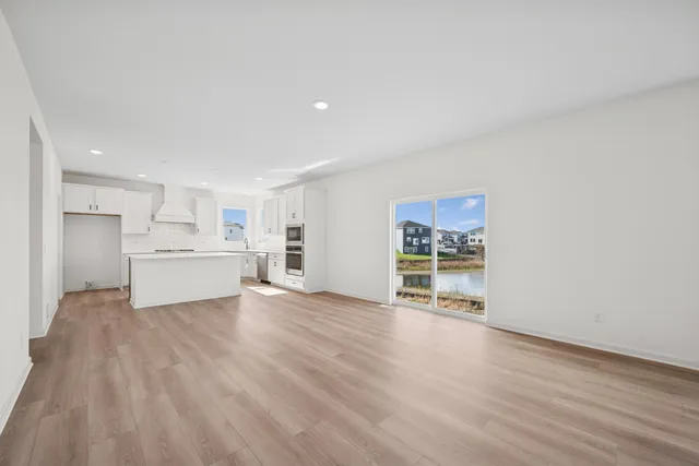 $685,000 | 11645 Hbr Circle North, Dayton, MN 55369