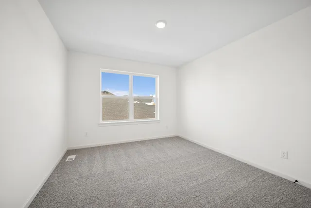 $685,000 | 11645 Hbr Circle North, Dayton, MN 55369