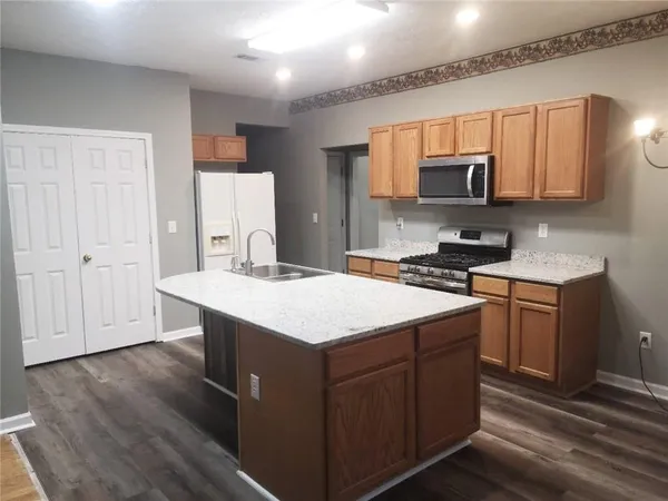 $2,200 | 800 Johnson Mill Terrace, Sugar Hill, GA 30518