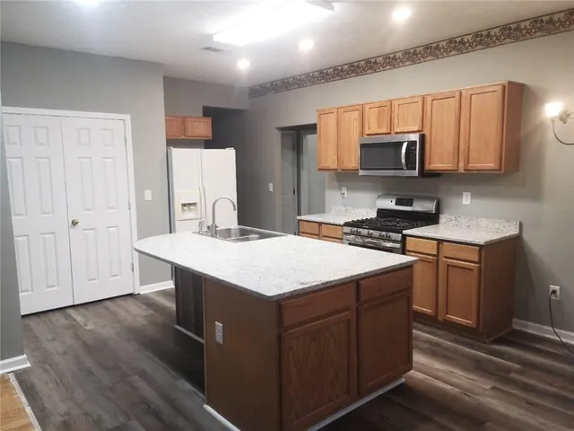 $2,300 | 800 Johnson Mill Terrace, Sugar Hill, GA 30518