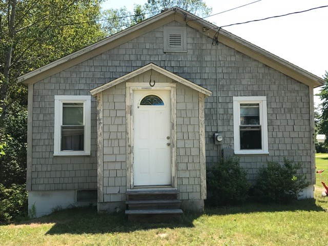 44 New Chester Road Hill, NH 03243 - Photo 3 of 26