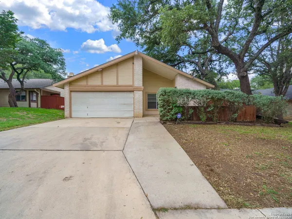 $1,595 | 6203 Fox Creek Street, San Antonio, TX 78247