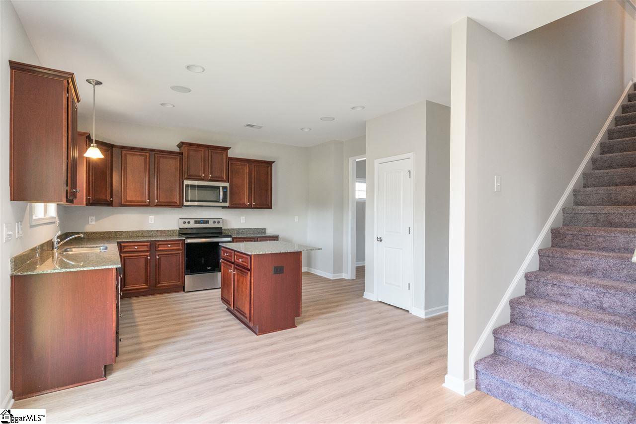 604 Autumn Breeze Walk Inman, SC 29349 - Photo 15 of 26 Gallery Image 15