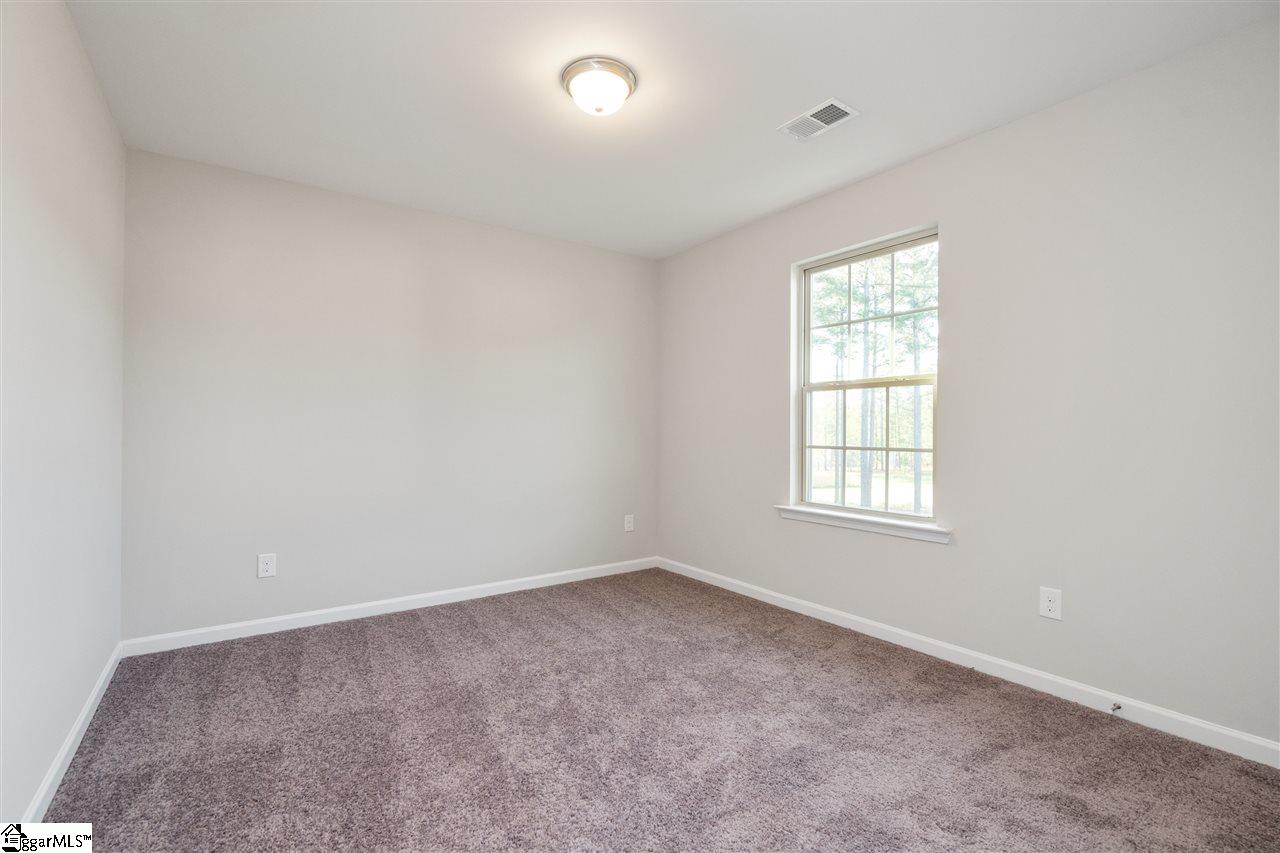 604 Autumn Breeze Walk Inman, SC 29349 - Photo 20 of 26 Gallery Image 20