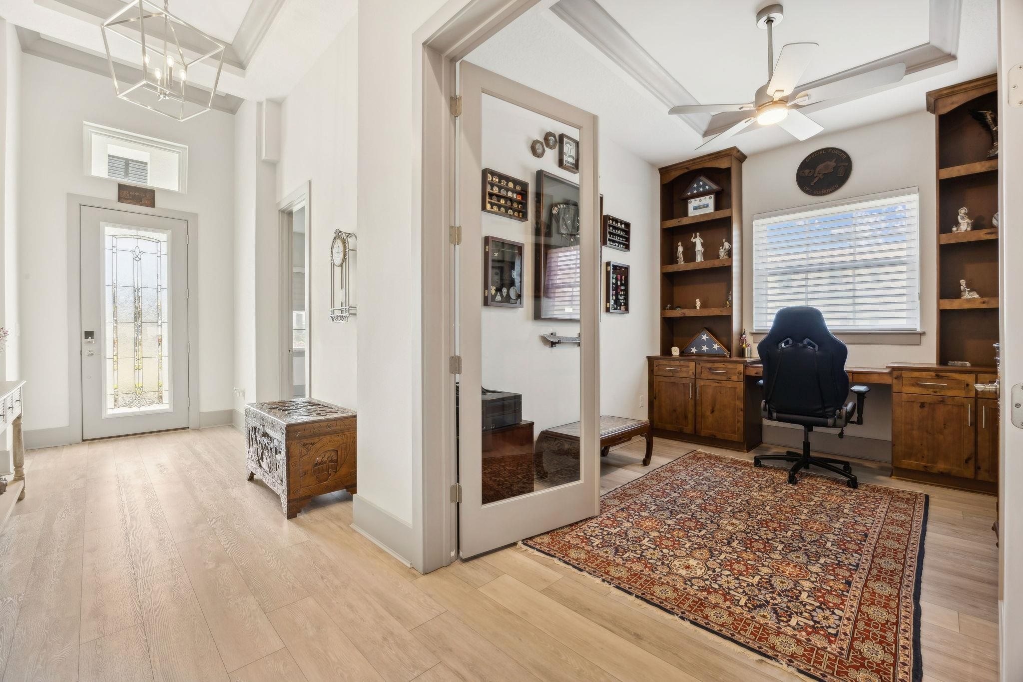 18 Rio Vista Drive Palm Coast, FL 32137 - Photo 10 of 73 a view of a livingroom with workspace and a window
