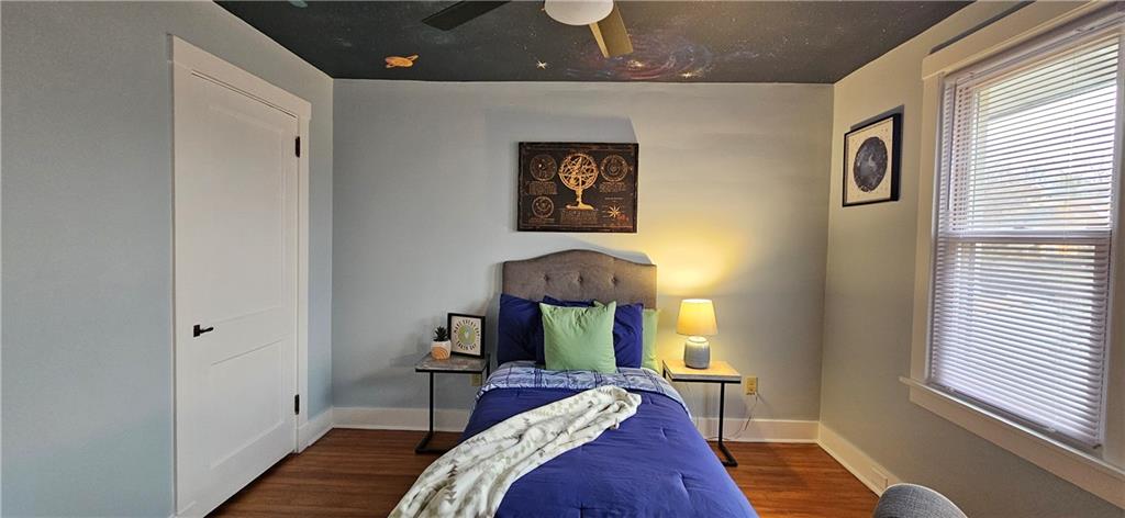 2344 Saranac Avenue Pittsburgh, PA 15216 - Photo 32 of 48 a view of a livingroom with furniture and windows