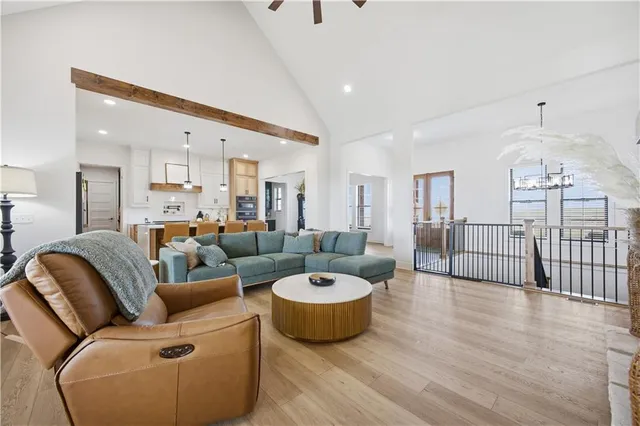 $1,149,900 | 2 Woodview Road, St. Joseph, MO 64507