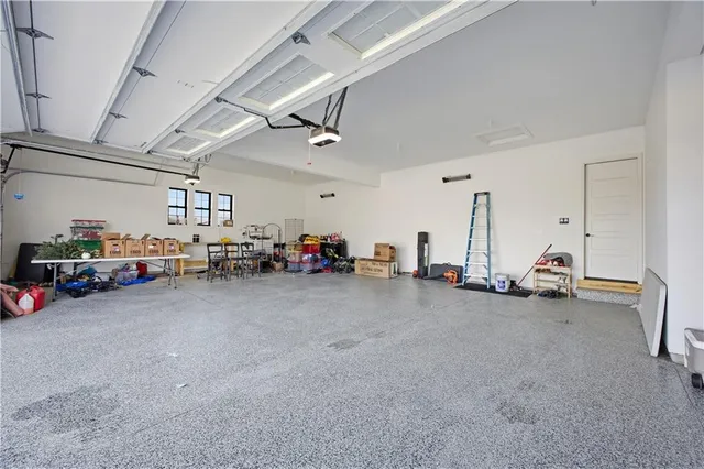 $1,149,900 | 2 Woodview Road, St. Joseph, MO 64507