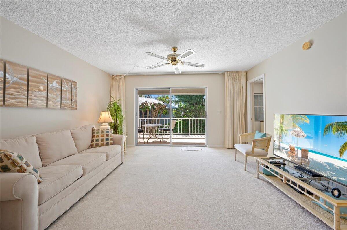 1190 Sugar Sands Boulevard, Unit 514 Riviera Beach, FL 33404 - Photo 18 of 30 33-LUX2617.jpg1