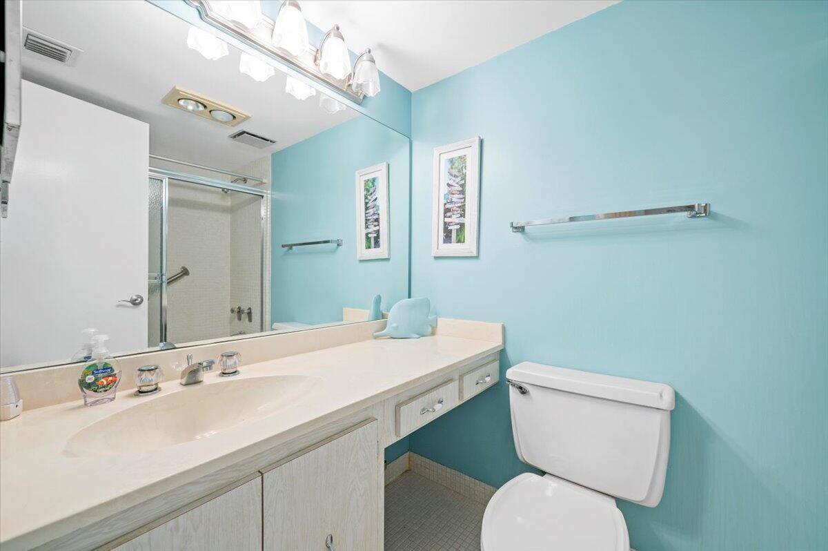 1190 Sugar Sands Boulevard, Unit 514 Riviera Beach, FL 33404 - Photo 27 of 30 42-LUX2672