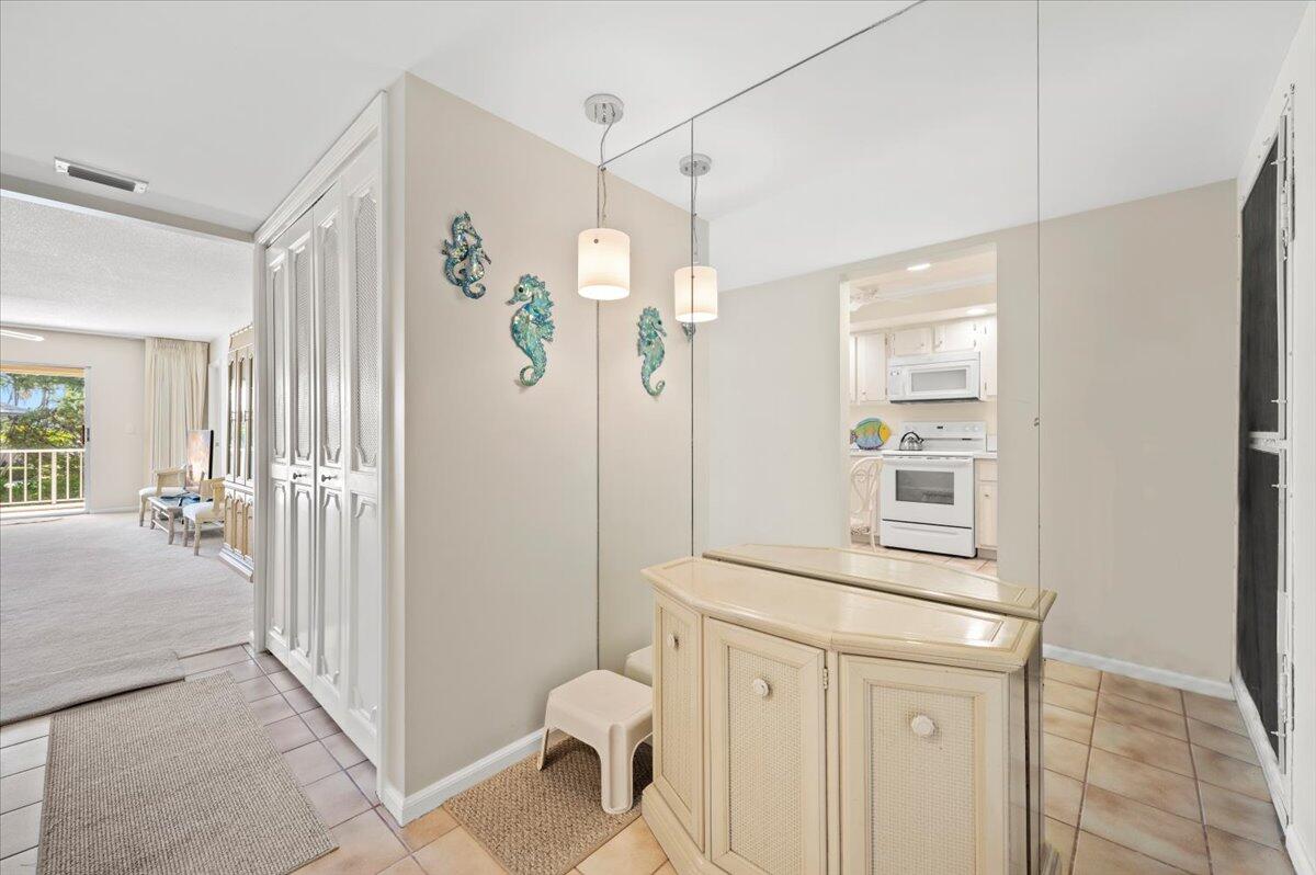 1190 Sugar Sands Boulevard, Unit 514 Riviera Beach, FL 33404 - Photo 29 of 30 44-LUX2678.jpg1