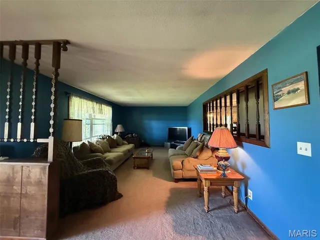 $220,000 | 299 East 3050th Avenue, Ramsey, IL 62080