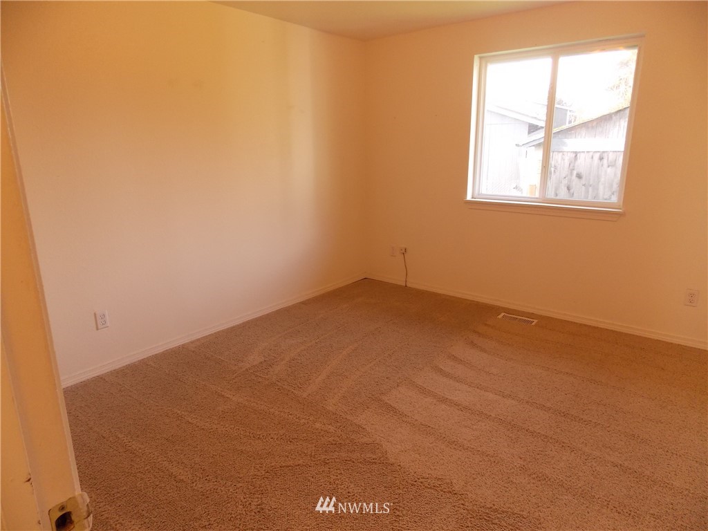 10239 Grove Road Southeast Yelm, WA 98597 - Photo 15 of 18 Gallery Image 15