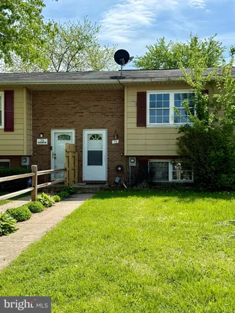 $1,850 | 75 Grand Drive, Taneytown, MD 21787