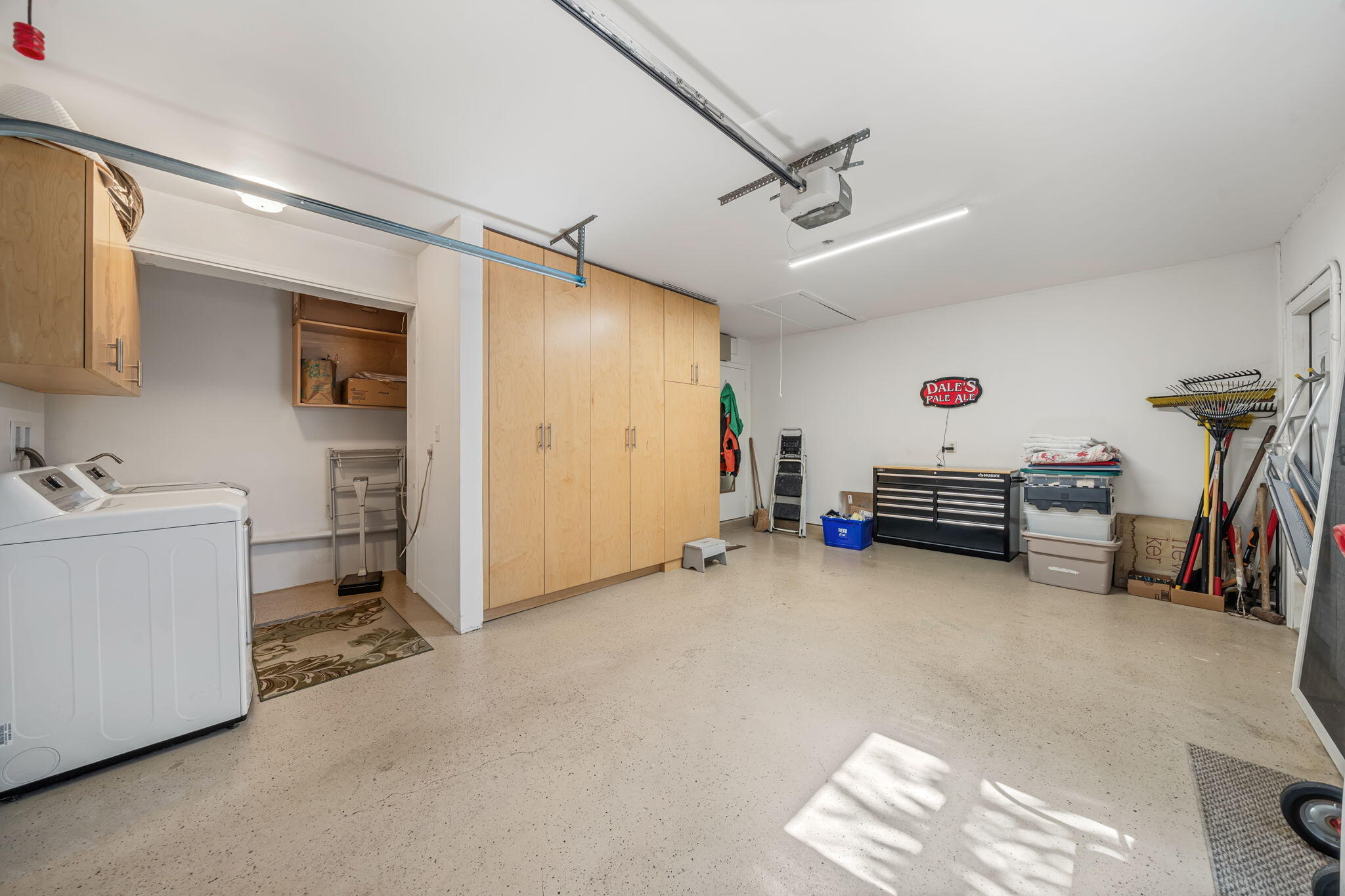 741 Curlew Road Delray Beach, FL 33444 - Photo 24 of 37 Garage
