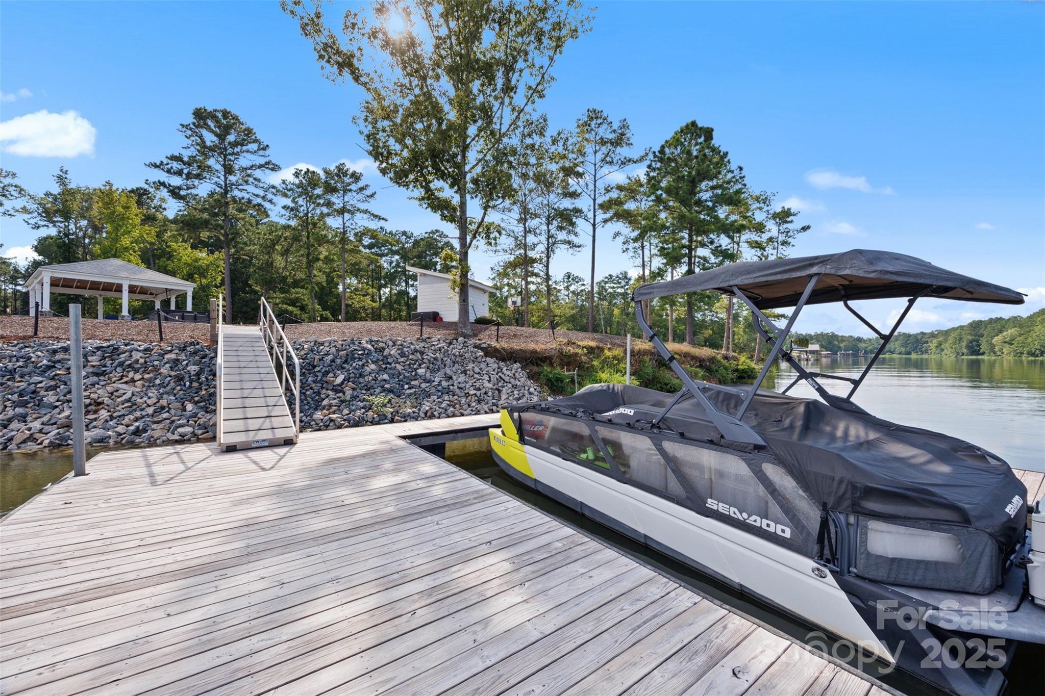 1075 Retreat Way Ridgeway, SC 29130 - Photo 5 of 48 a view of a house with backyard and sitting area