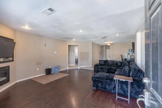 $450,000 | 3600 Spruce Avenue, Ceres, CA 95307