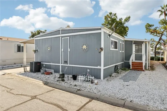 $139,000 | 5001 West Florida Avenue, Unit 208, Hemet, CA 92543