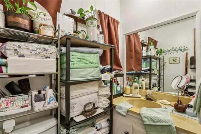 $139,000 | 5001 West Florida Avenue, Unit 208, Hemet, CA 92543