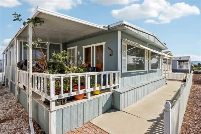 $139,000 | 5001 West Florida Avenue, Unit 208, Hemet, CA 92543