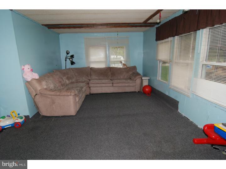 11 Irish Mountain Road Temple, PA 19560 - Photo 5 of 15 Living Room