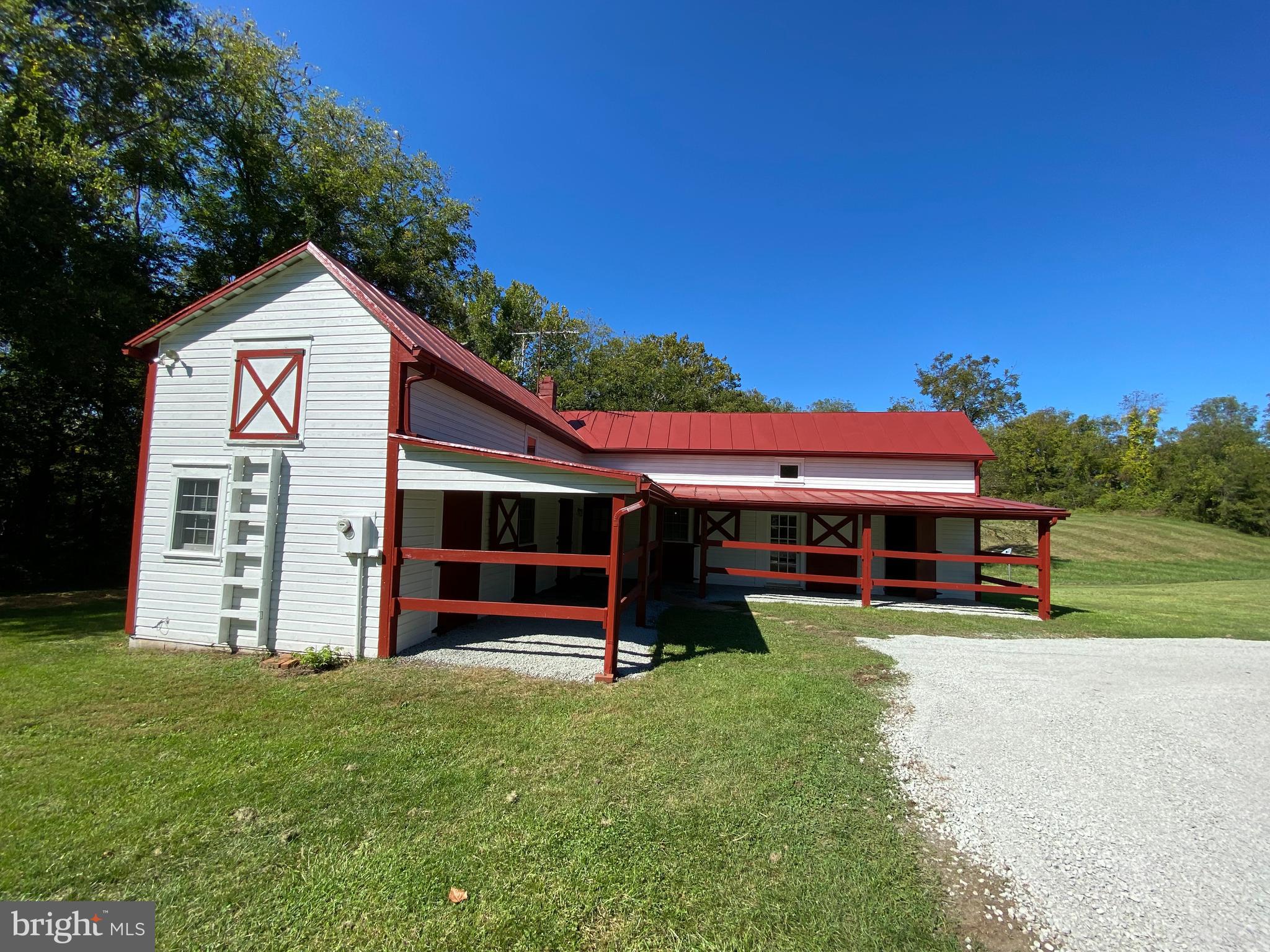 8546 Springs Road Warrenton, VA 20186 - Photo 29 of 36 Gallery Image 29