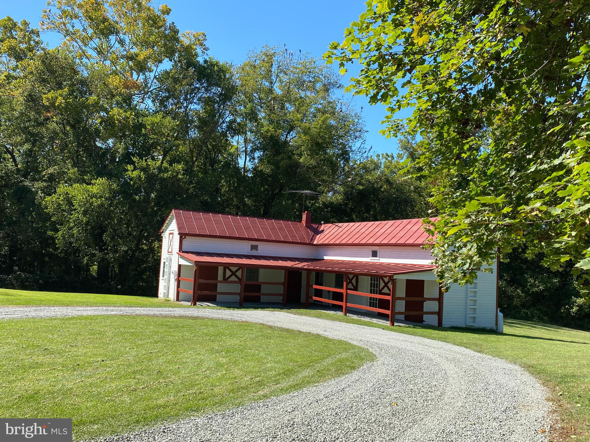 8546 Springs Road Warrenton, VA 20186 - Photo 32 of 36 Gallery Image 32