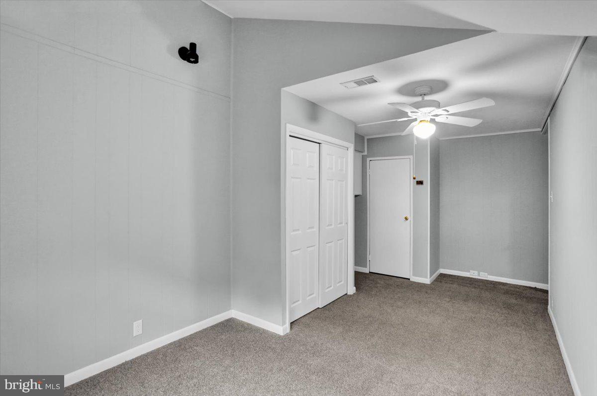 826 Rabbit Lane Reading, PA 19606 - Photo 6 of 24 Gallery Image 6