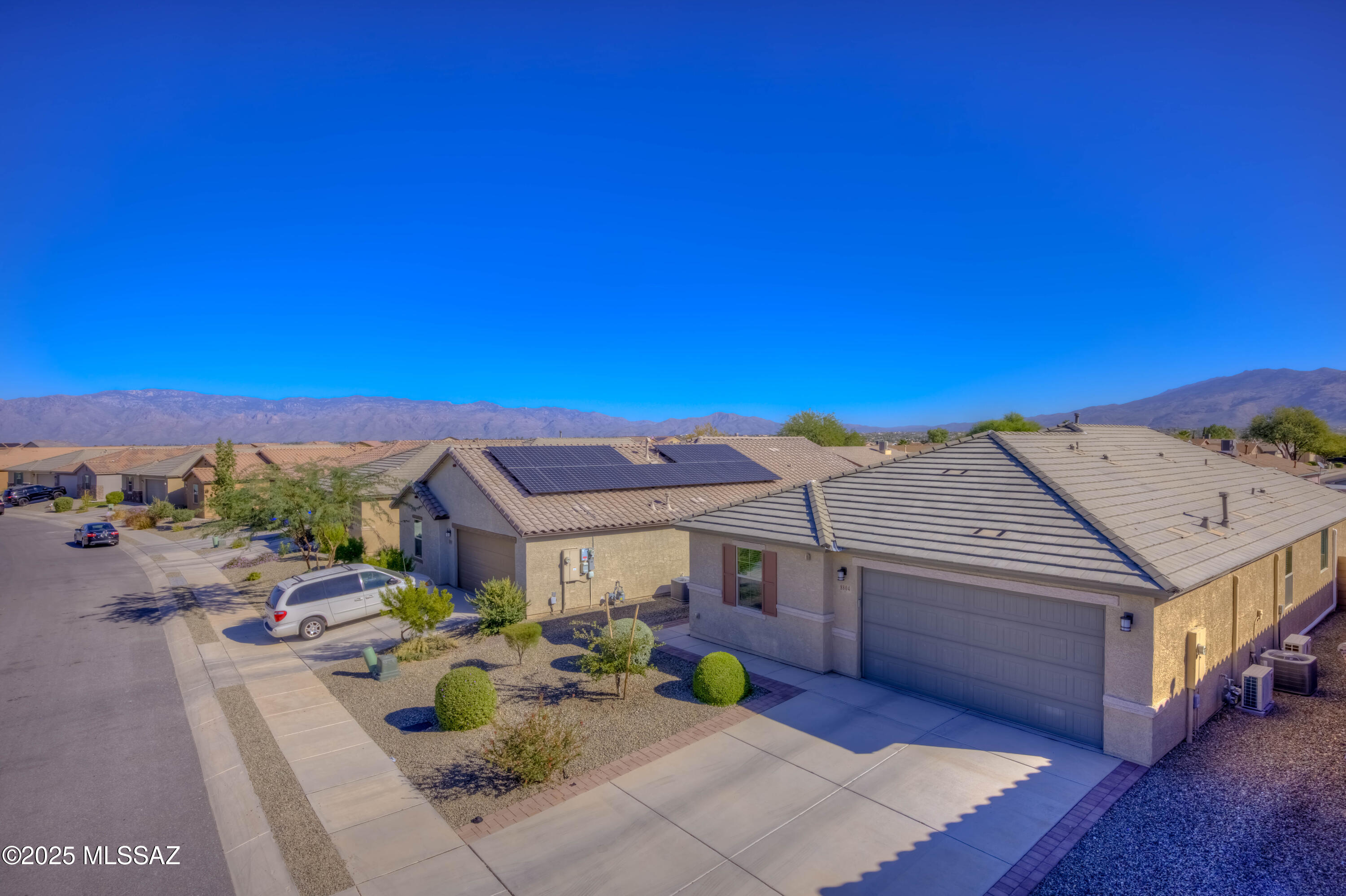 8804 East Stone Meadow Circle Tucson, AZ 85730 - Photo 3 of 39