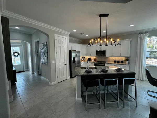 $2,900 | 6008 Bella Rosa Lane, Vero Beach, FL 32966