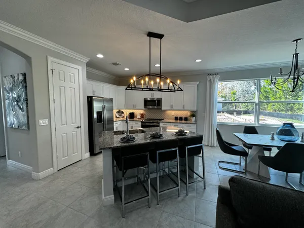 $2,900 | 6008 Bella Rosa Lane, Vero Beach, FL 32966