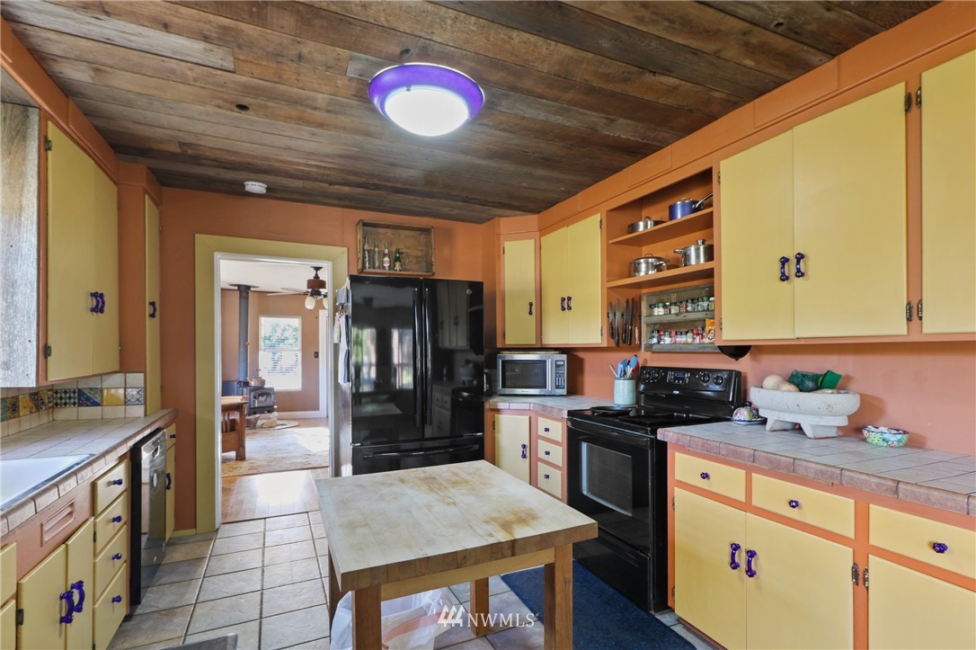 7010 Churchill Road Southeast Tenino, WA 98589 - Photo 9 of 37 Gallery Image 9