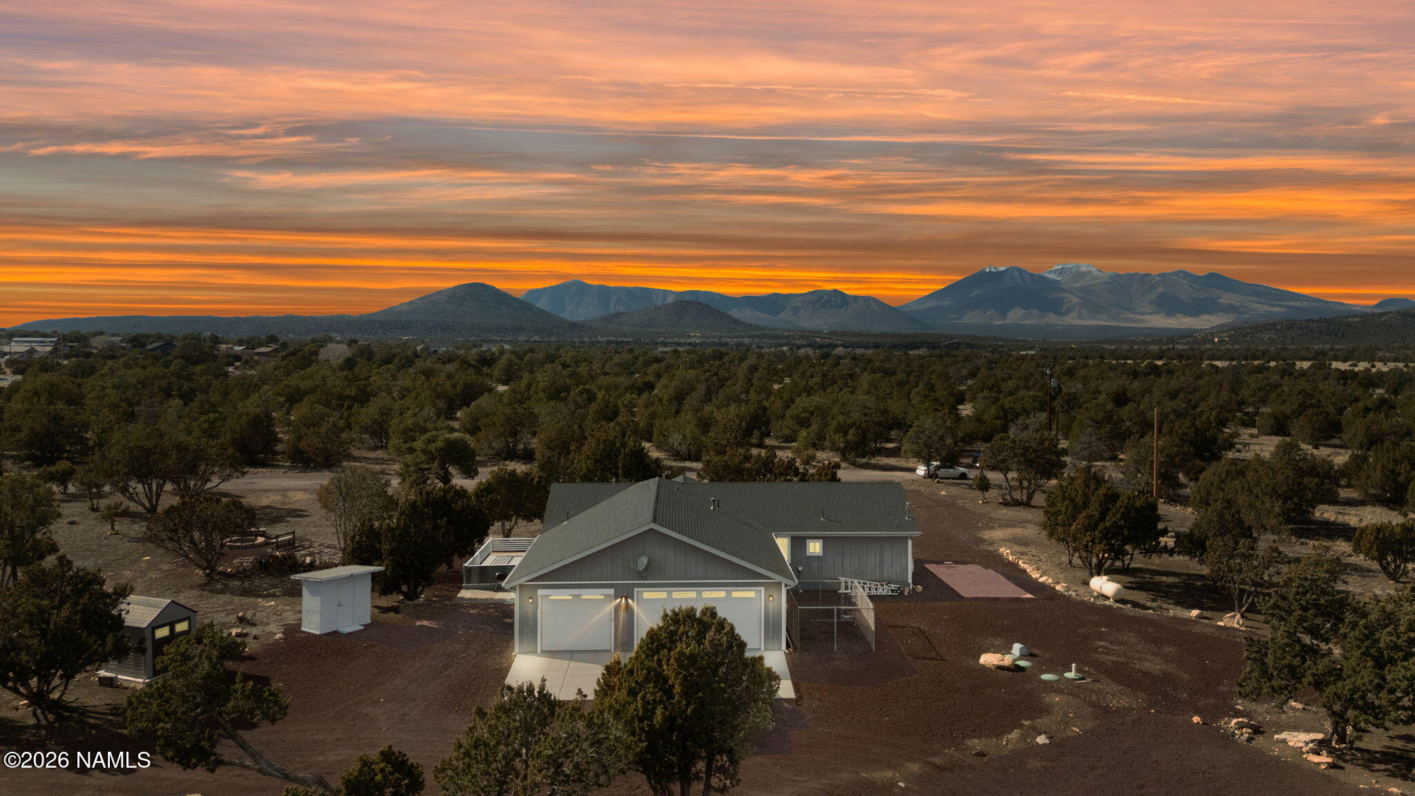 6339 North Bluefield Road Flagstaff, AZ 86004 - Photo 33 of 35 sunset/ peaks