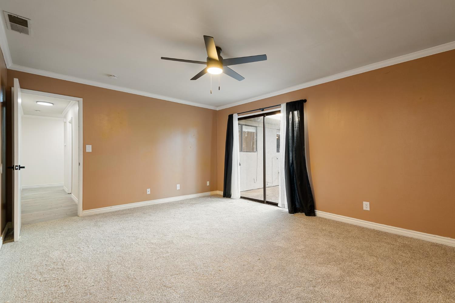 1009 Springoak Way Stockton, CA 95209 - Photo 27 of 43