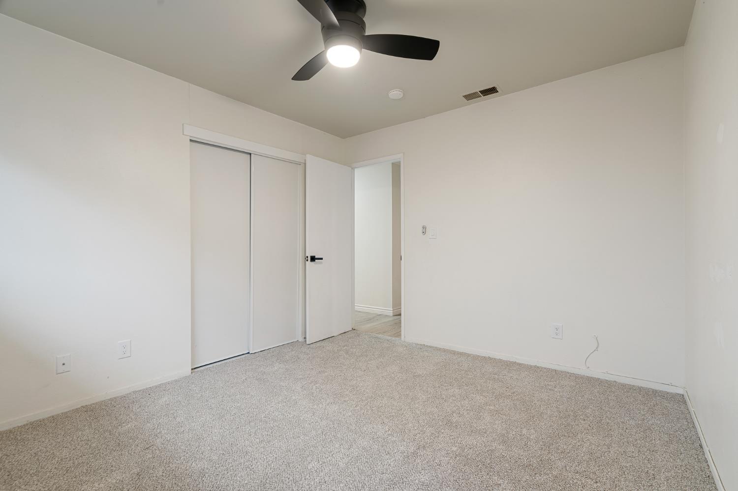 1009 Springoak Way Stockton, CA 95209 - Photo 31 of 43