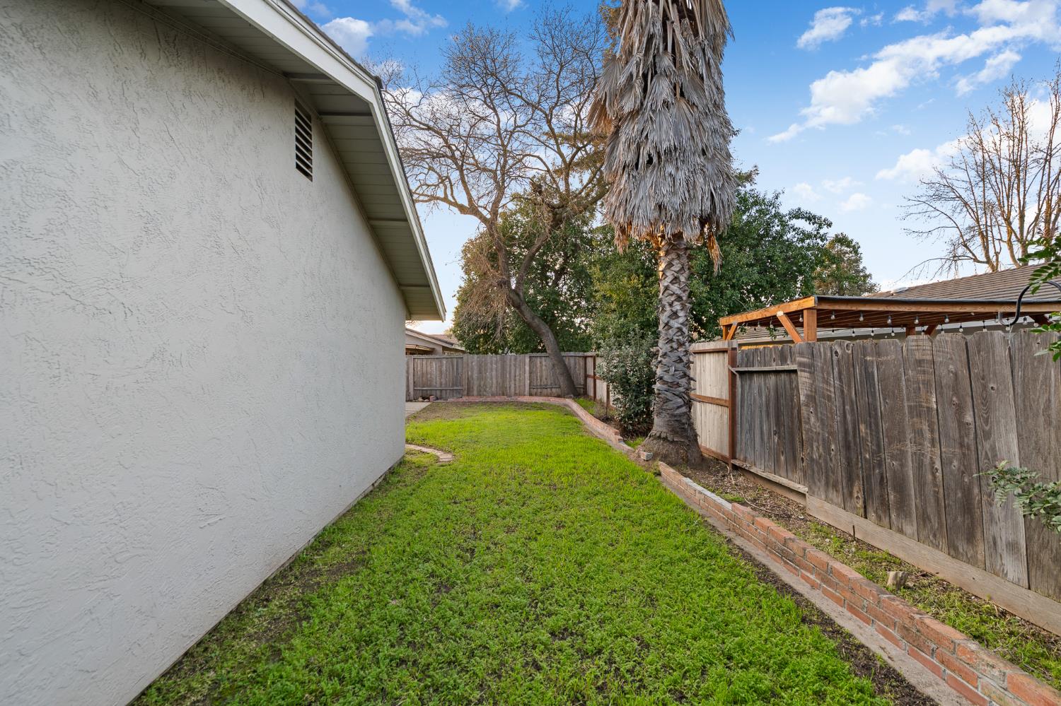 1009 Springoak Way Stockton, CA 95209 - Photo 34 of 43