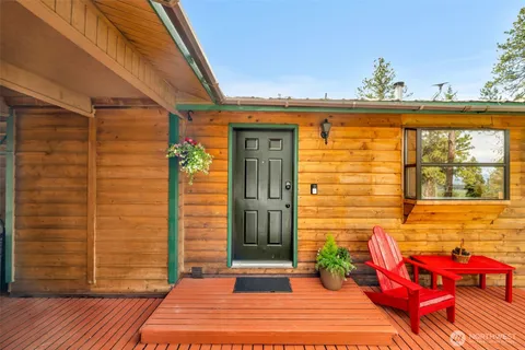$695,000 | 200 Teanaway Ridge Way, Cle Elum, WA 98922