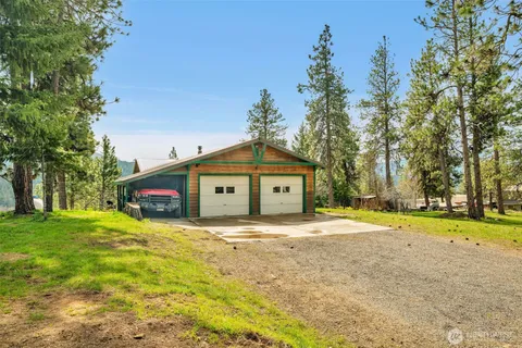 $695,000 | 200 Teanaway Ridge Way, Cle Elum, WA 98922