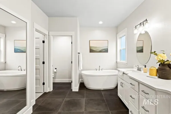 $635,000 | 18280 North Tulip Avenue, Nampa, ID 83687