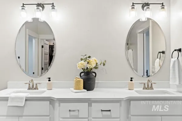 $635,000 | 18280 North Tulip Avenue, Nampa, ID 83687