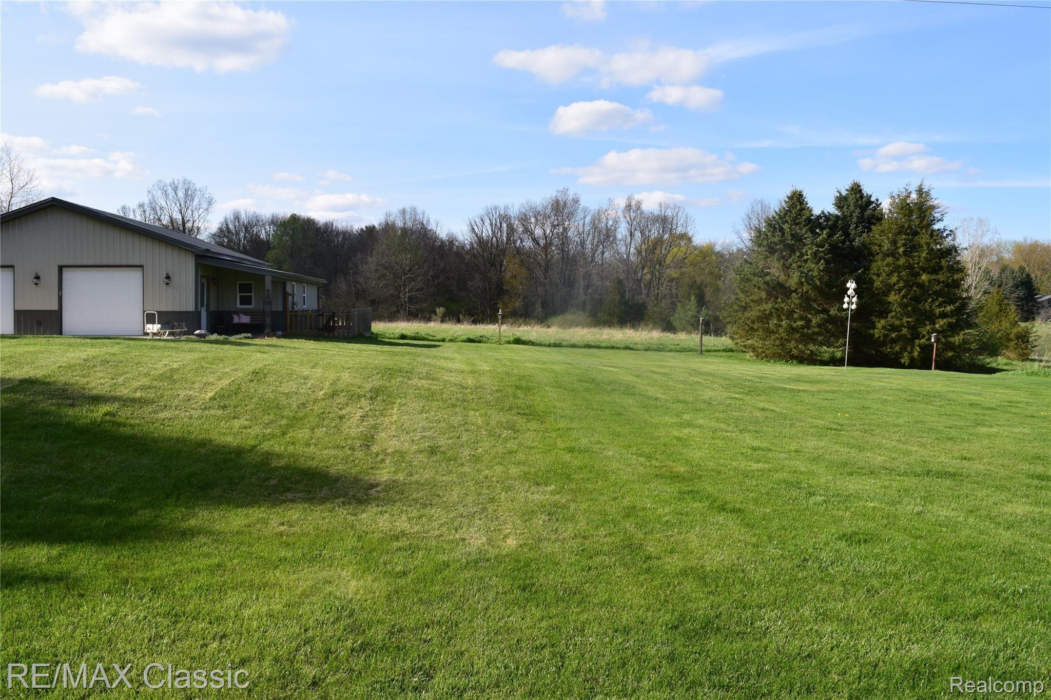 12825 Larkins Road Brighton, MI 48114 - Photo 39 of 39 DSC_0020.JPG