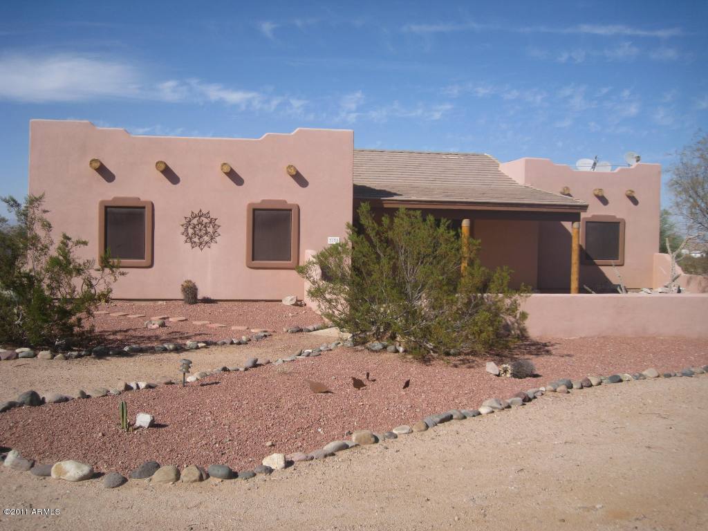 Front of home landscape