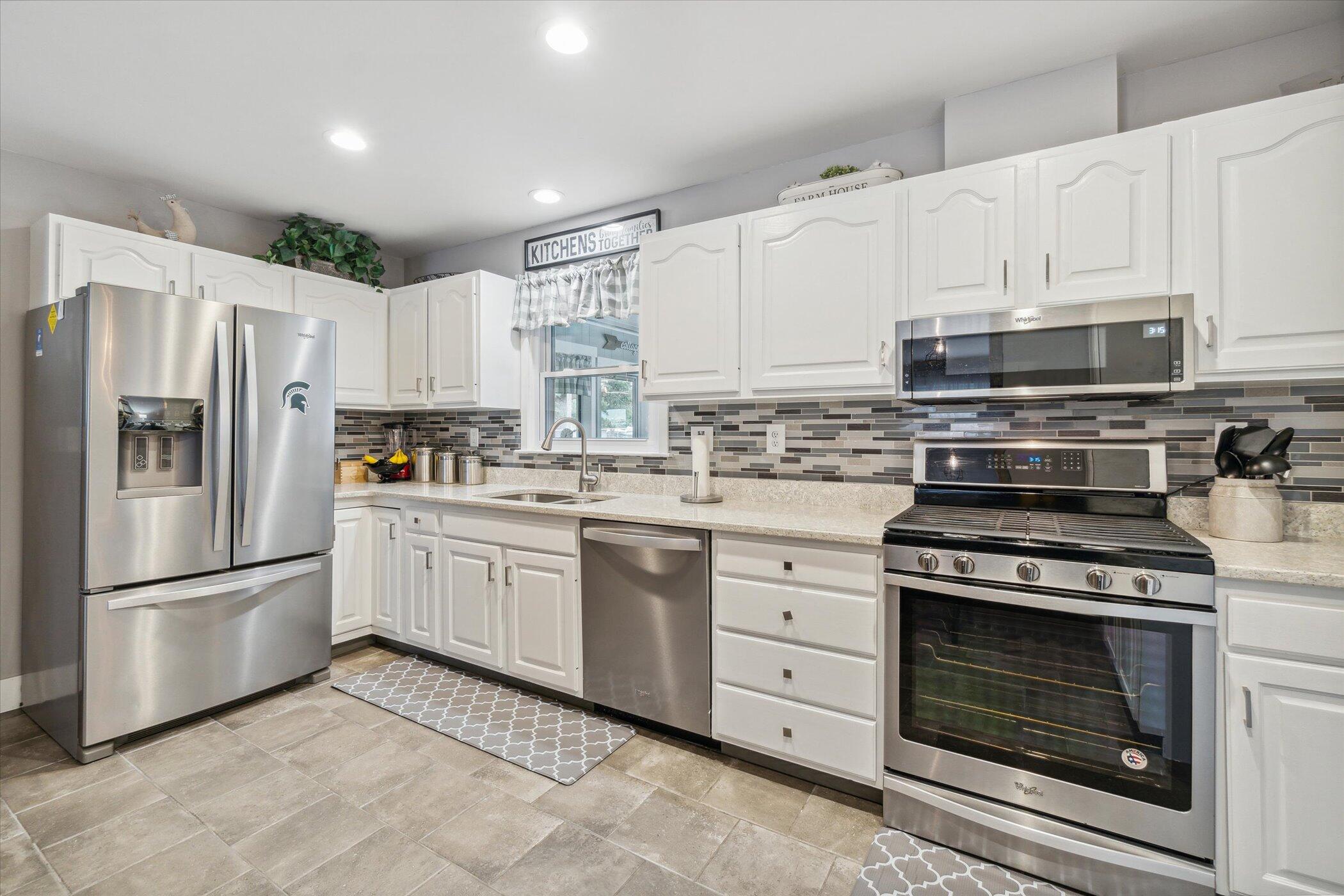4745 Horton Road Jackson, MI 49201 - Photo 21 of 70 21-4745-Horton-Rd-Jackson-MI-49201-Windo