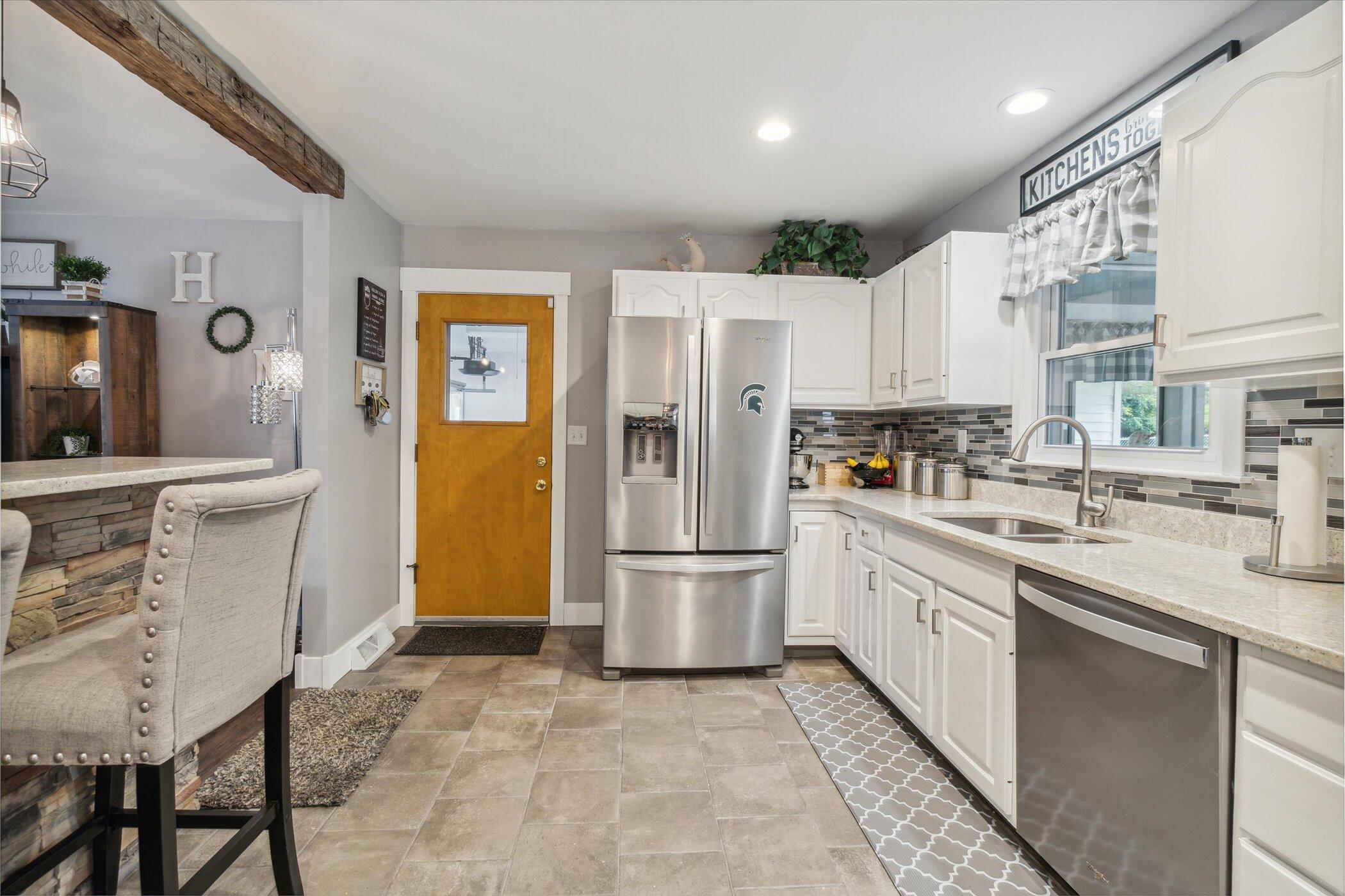 4745 Horton Road Jackson, MI 49201 - Photo 22 of 70 22-4745-Horton-Rd-Jackson-MI-49201-Windo